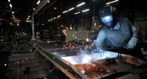 Deprem bölgesinde işten çıkarma yasağı