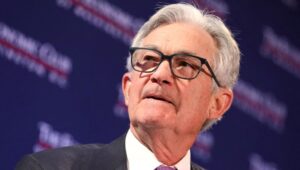 Fed Başkanı Powell’dan faiz mesajı