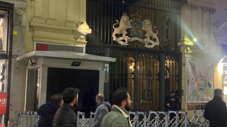 Hollanda Başkonsolosluğu geçici olarak ziyaret kapatıldı