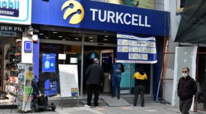 2 kurum Turkcell’i model portföyünden çıkarttı
