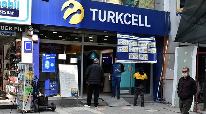 2 kurum Turkcell’i model portföyünden çıkarttı