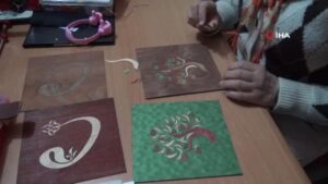 Unutulan sanatını 13 metrekare atölyesinde yaşatıyor