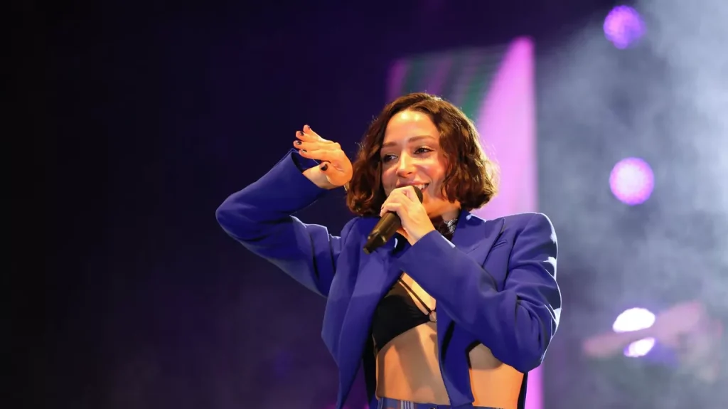 Zeynep Bastık’a ‘alkollü içecek reklamı’ cezası: 10 milyon izlenmeli video yayından kaldırıldı