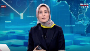 Habertürk TV’de başörtülü spiker sürprizi! Bakanın yeğeni…