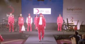 Kızılay 5 ay önce lüks otelde defile düzenlemiş