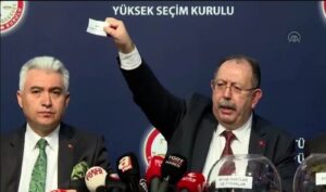 Oy pusulalarındaki yerler belirlendi! İşte o sıralama