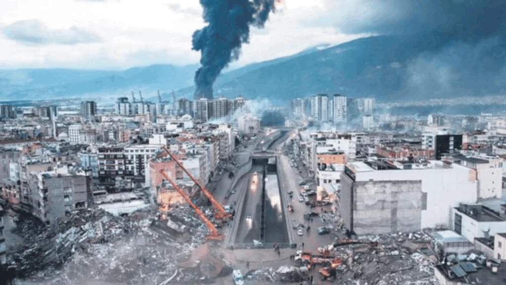 AKP’li belediye depremzedeler için iftar ihalesini AKP’li isme verdi