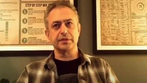 Müzik yapımcısı İskender Karfakis dolandırıcıların eline düştü!