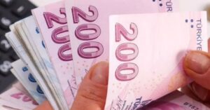 Bütçe 4 ayda 382.5 milyar TL açık verdi