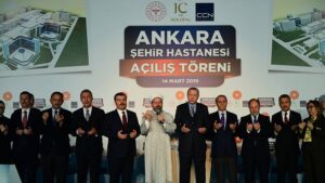 Şehir hastaneleri bütçeyi yuttu