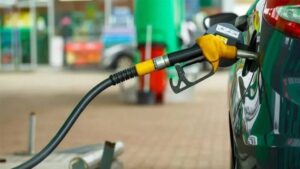 Motorine zam geldi! Litre fiyatı benzini yakaladı…