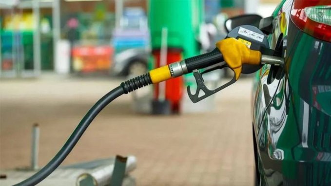 Motorine zam geldi! Litre fiyatı benzini yakaladı…