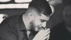 Ünlü şarkıcının kuzenine silahlı saldırı