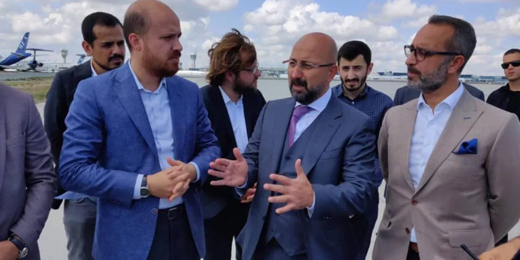 Becerikli Bürokrat Servet Sahibi Oldu… Beş Koltukta Birden Oturuyor, 2 de Şirketi Varmış