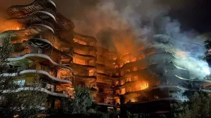 İzmir’de Çıra Gibi Yanan Folkart Sitesinde İkinci Şok… Müteahhit Firmaya Dava Yağıyor, Tadilat İçin 6.5 Milyon TL İstediler İddiası