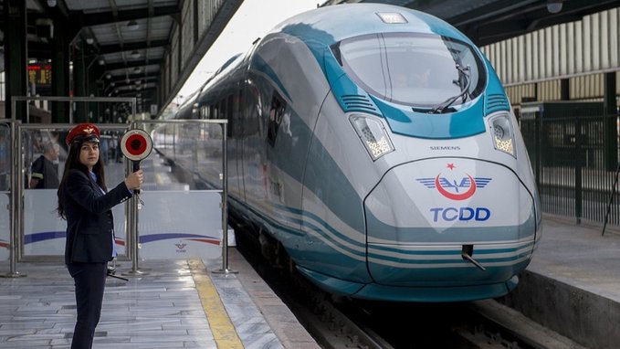 Yüksek Hızlı Tren biletlerine yüzde 30 zam