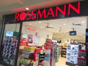 Kozmetik Devinde ‘Müdür’ Şoku… Kasayı Boşalttı Parayı İddia’da Batırdı!