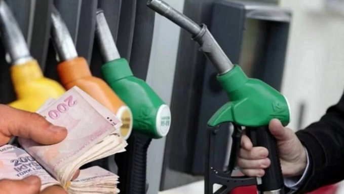 Akaryakıta bu gece büyük zam geliyor