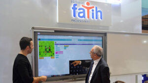 Akıllı tahta için 12 yıl yetmedi