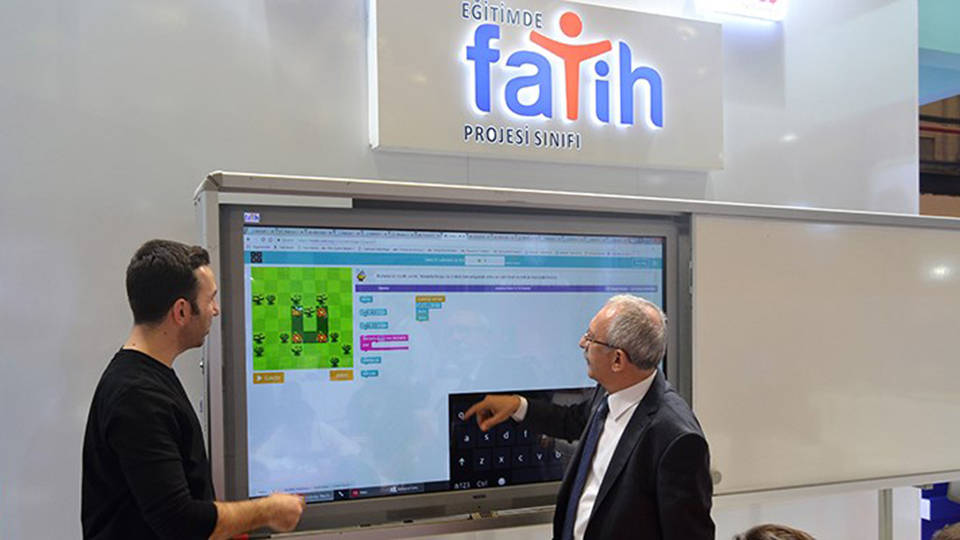 Akıllı tahta için 12 yıl yetmedi