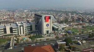 Bursa Büyükşehir Belediyesi kamunun parasını böyle dağıtıyor!