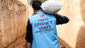 Diyanet Vakfı’na yine ihale yağdı