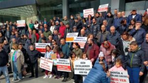 İnnovia 4 inşaatı mağdurlarından eylem: İnşaat baronları cezalandırılsın