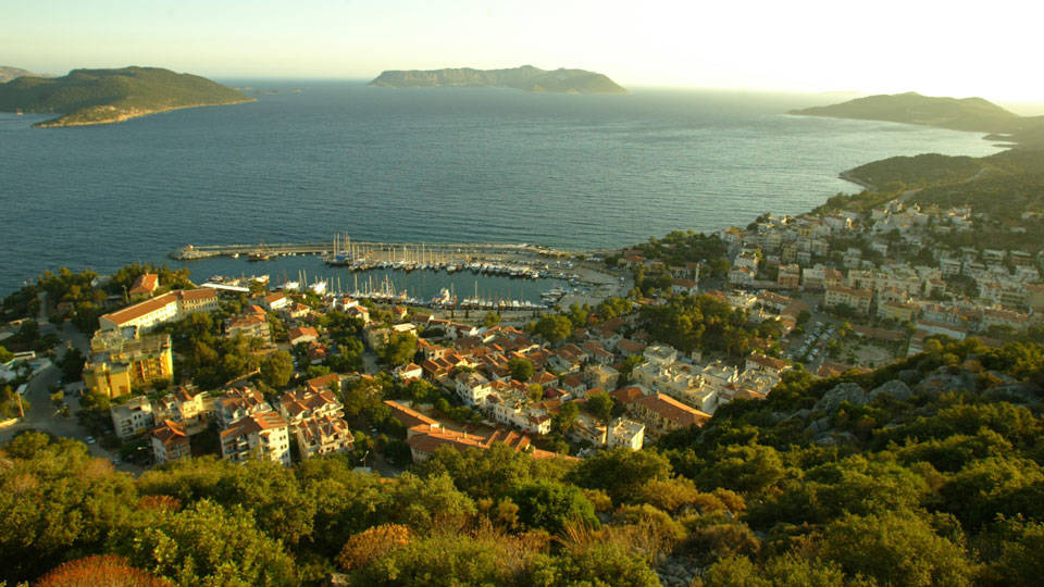 Kaş Marina’da imar rantı