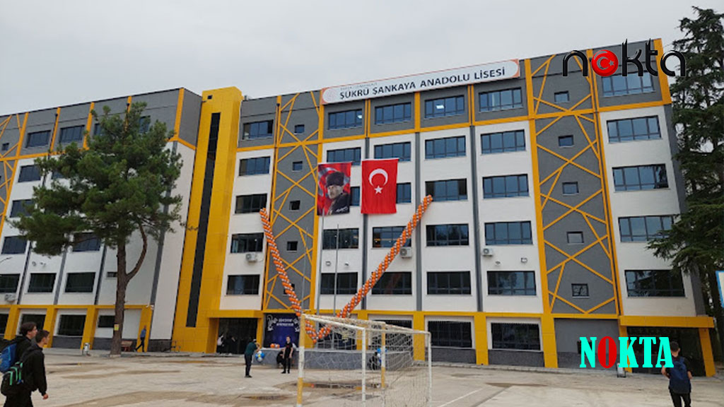 Şükrü Şankaya Anadolu Lisesi Özel Okullara fark attı