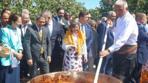 AKP’li Gaziantep Büyükşehir Belediyesi’nden 4,5 milyon lira değerinde gastronomi festivali