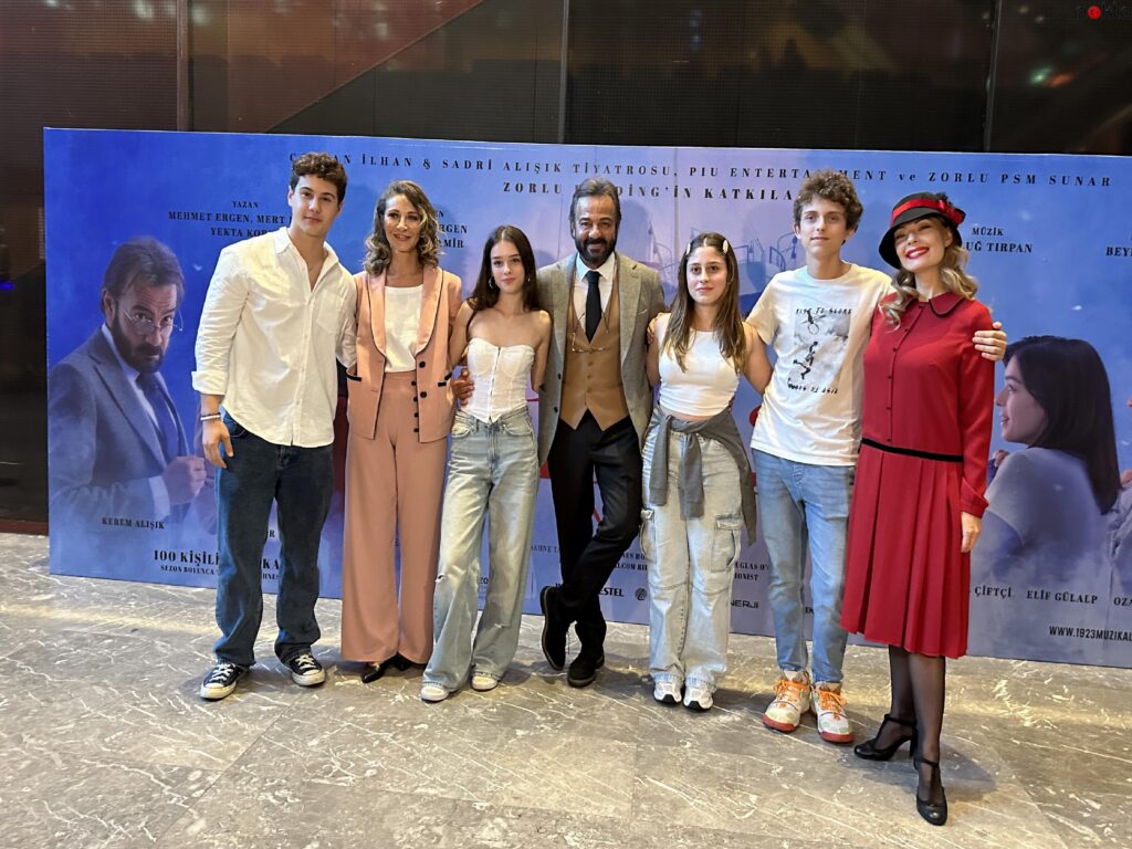 “1923” müzikali Zorlu PSM’de seyirciyle buluştu