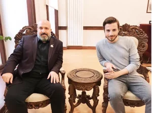 Şehzade Kavgasında Tokat Gibi Cevap: Sırf Salça Satmıyorum Diye Bu Aileden Sayılmıyorum