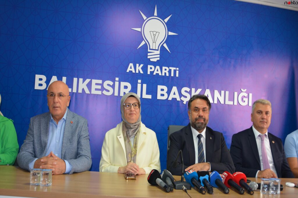 AK Parti Balıkesir İl Başkanı Ekrem Başaran vazifesinden ayrıldı