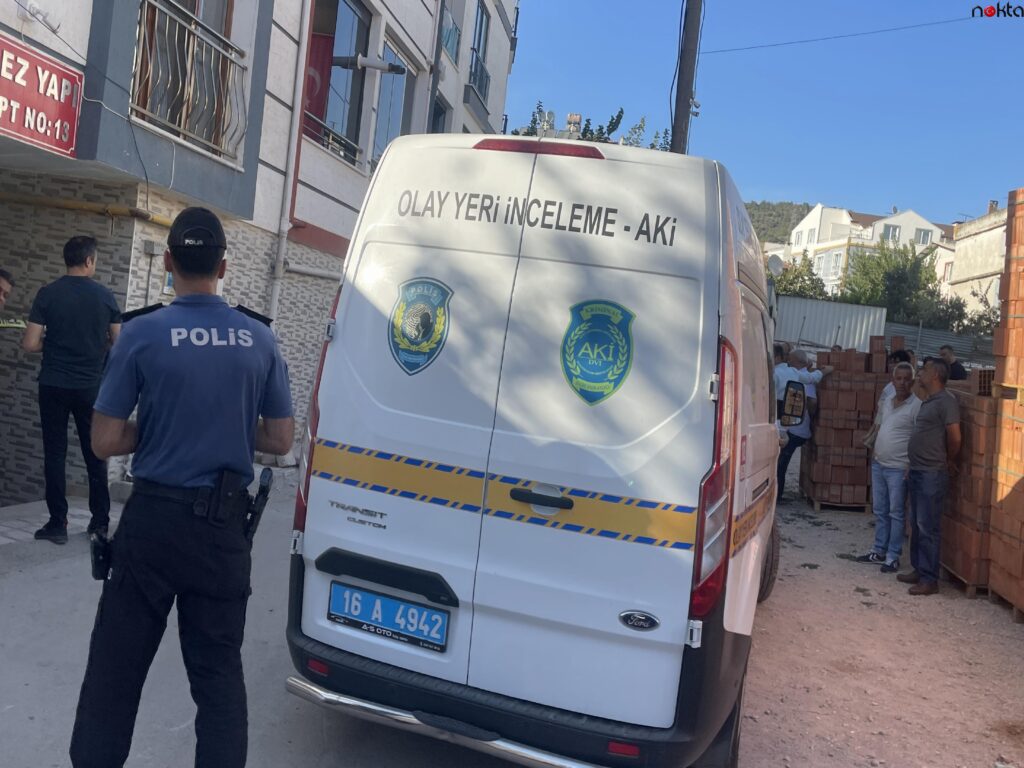Bursa’da bıçakla halasını öldürüp babaannesini yaraladığı iddia edilen şüpheli yakalandı