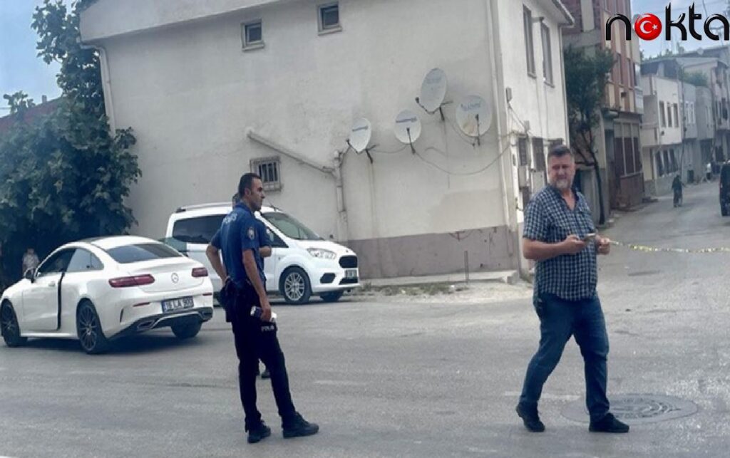 Bursa’da trafikte motosikletten ateş edilen arabanın şoförü yaralandı