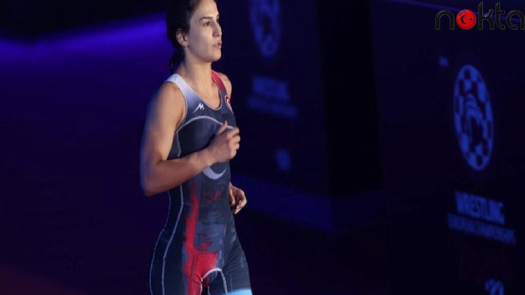 Buse Tosun Çavuşoğlu’ndan altın madalya