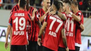 Çorum FK Sakaryaspor’u tek golle geçti