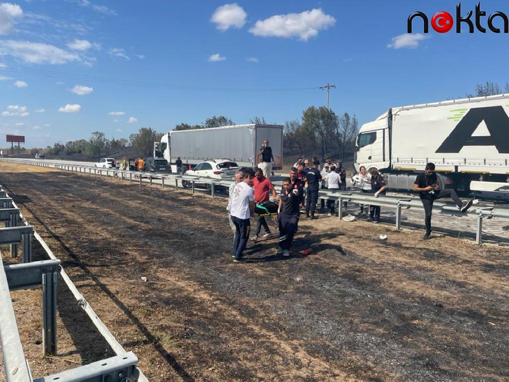 Edirne’de 12 aracın karıştığı zincirleme trafik kazasında 1 kişi öldü, 36 kişi yaralandı