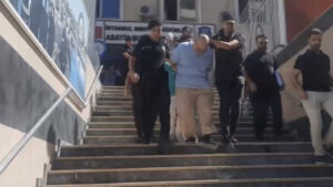 FETÖ’den ihraç edilen profesör hakkında şok iddialar