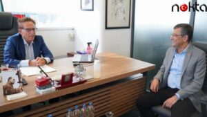 ‘Hiçbir şey olmamış’ gibi davranan ekiple yol yürümem