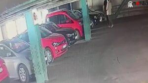 İstanbul’da iş yeri sahibini tehdit ederek para alan 3 şüpheli tutuklandı