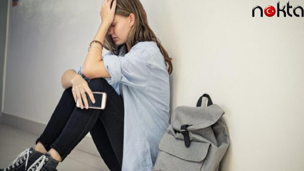 Lisede taciz: Uygunsuz fotoğraflarını çekip paylaştılar