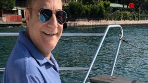 Mehmet Ali Erbil yeni sevgilisiyle fotoğrafını paylaştı