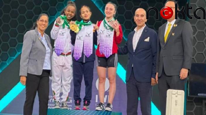 Milli halterci Cansu Bektaş, dünya üçüncüsü oldu