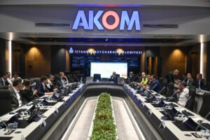 Okulların açılması nedeniyle İBB AKOM’da izleme komitesi kuruldu