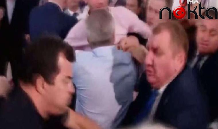 Parlamentoda ‘Rus ajanı – ABD ajanı’ kavgası çıktı