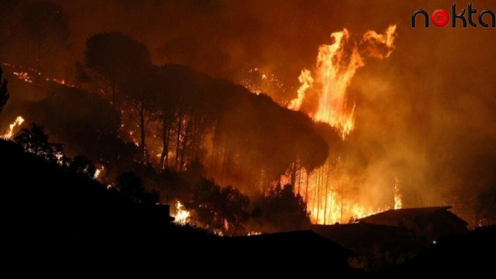 Sicilya’da büyük yangın devam ediyor