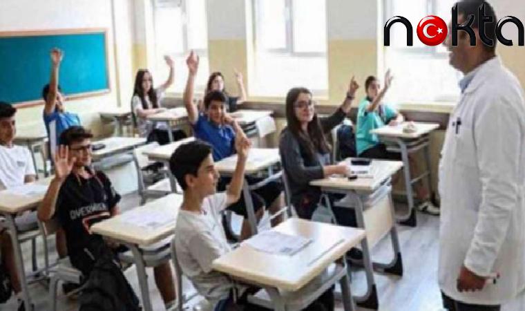 Milli Eğitim Bakanı Tekin’den Öğretmenler Günü’nde her öğretmene bir önlük: Armağan değil dayatma!