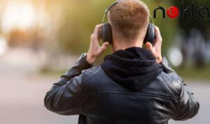 Uzun mühlet kulaklıkla müzik dinlemek işitme kaybına neden oluyor