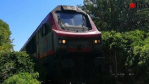 Yük treni faciası: 18 yaşındaki genç hayatını kaybetti